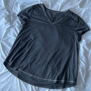 Gap, size XL, grey t shirt, silver threading